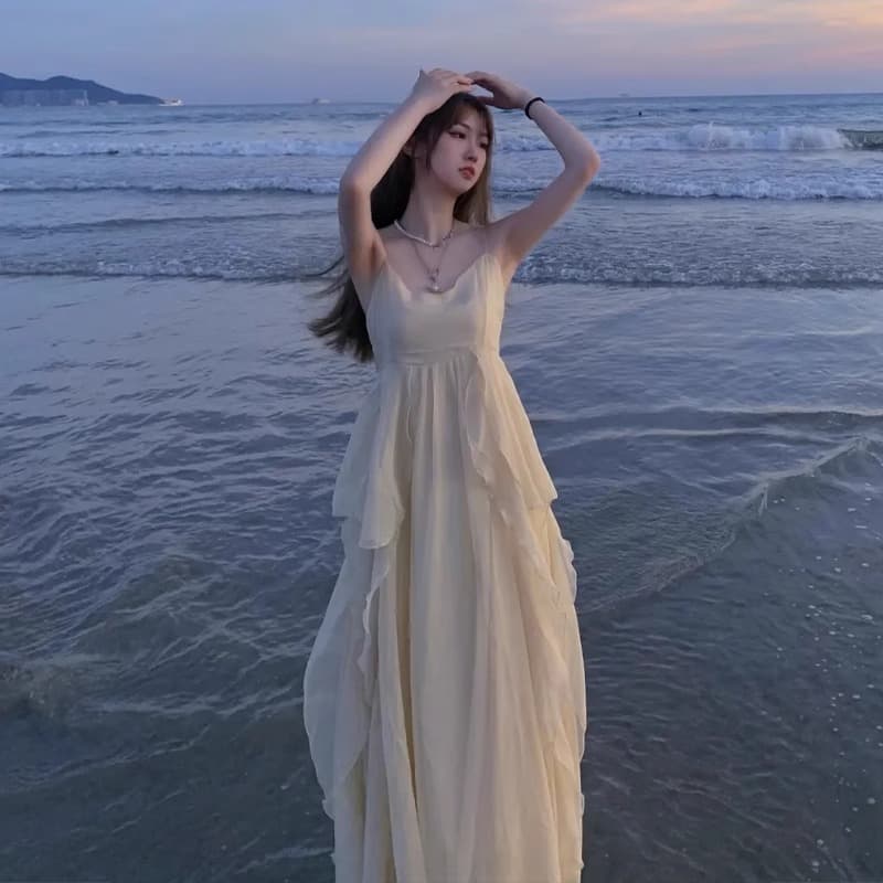 Fairy skirt suspender dress seaside vacation dress summer beach suspender skirt long skirt new white Sanya