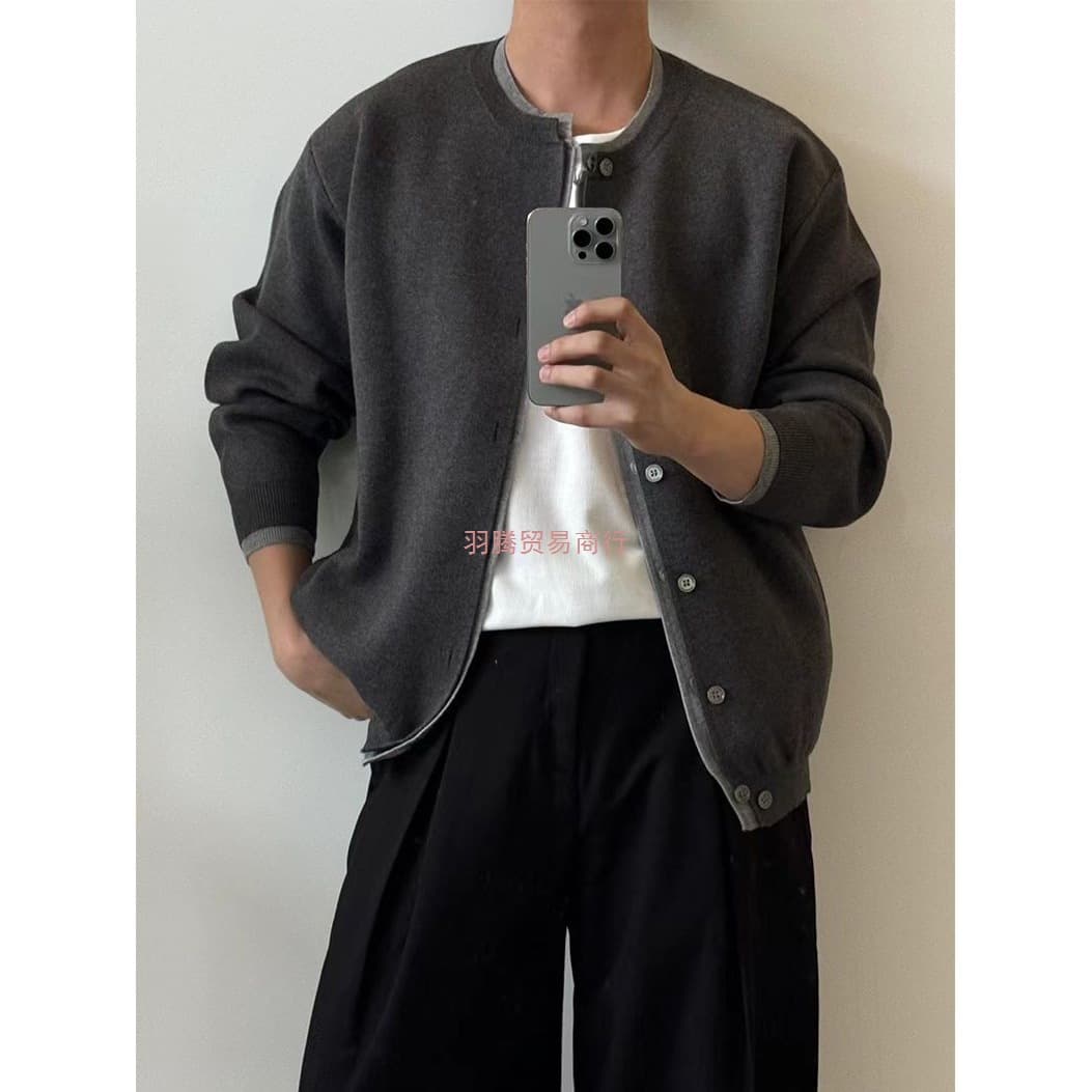 Thick knitted cardigan, layered look, simple round neck, long sleeves, cozy layered sweater coat, high quality for men.