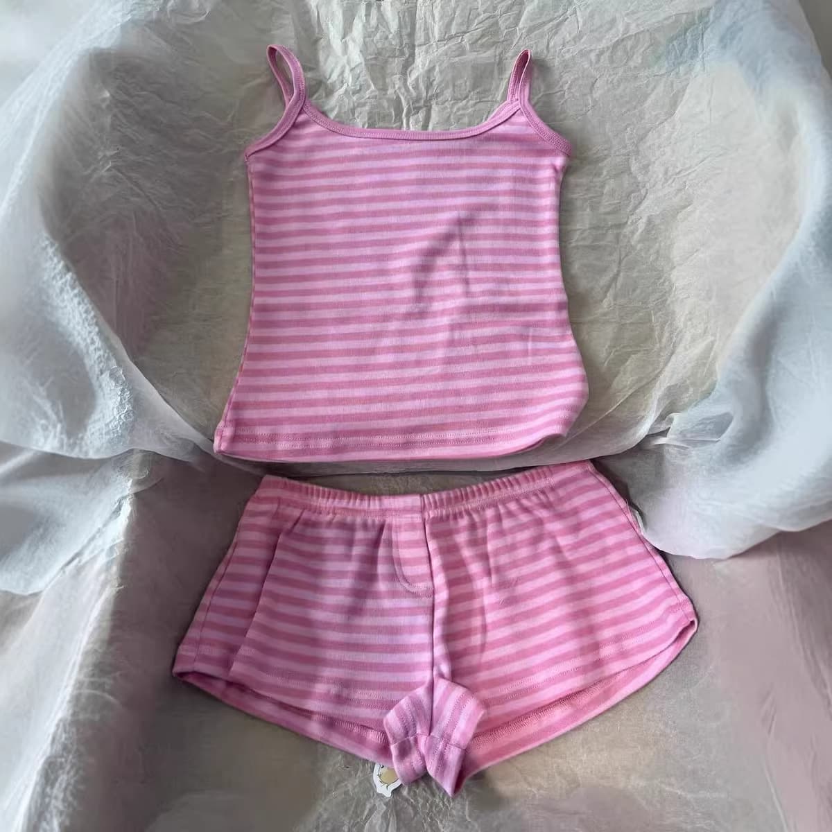 Y2K Crop Tops Vintage Clothes Aesthetic Print Basic Vest