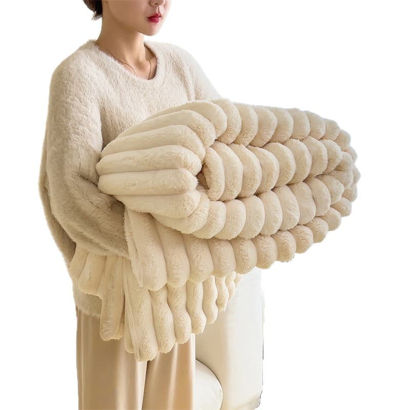 Rabbit Fur Fleece Blanket Winter Thick Coral Fleece Blanket for Nap Office Sofa Bed Use Children's Small Blanket White