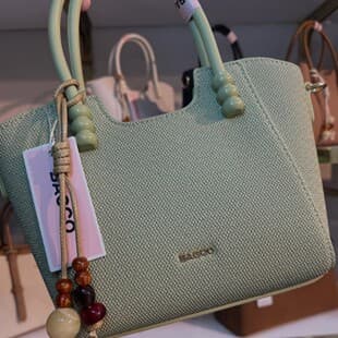 Bags Women's Handbags In Stock Fashionable Tote Bag Shoulder Bag Wholesale Handbags