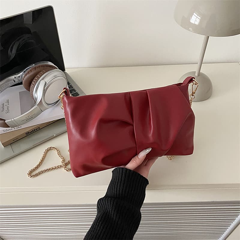 Cloud Bag Fashion Women's 2026 Clutch Bag Niche Pleated Design Evening Bag Chain Shoulder Bag Commuter Crossbody