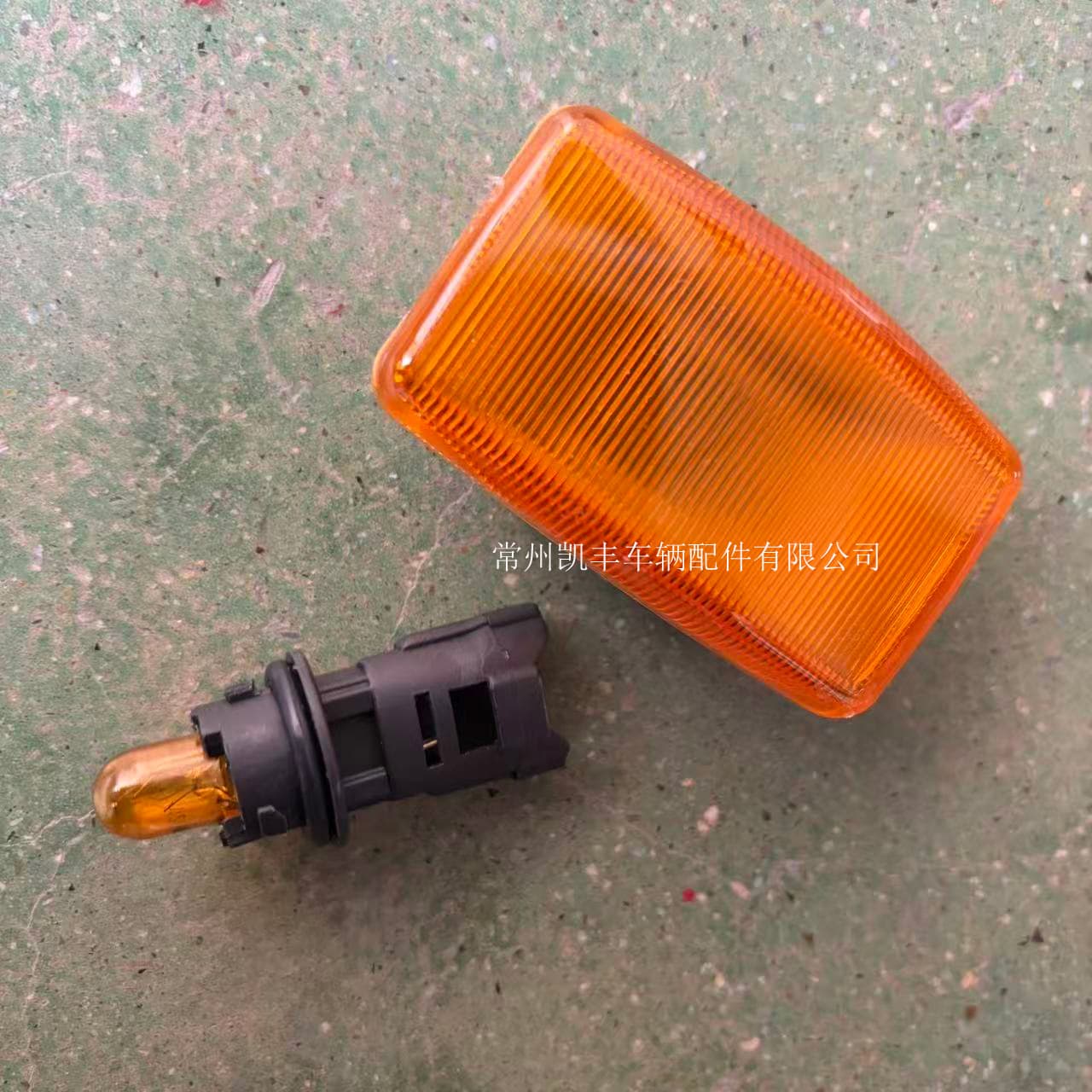 Suitable for Toyota Landcruiser 1990 side lamp Landcruiser side lamp 81731-60061