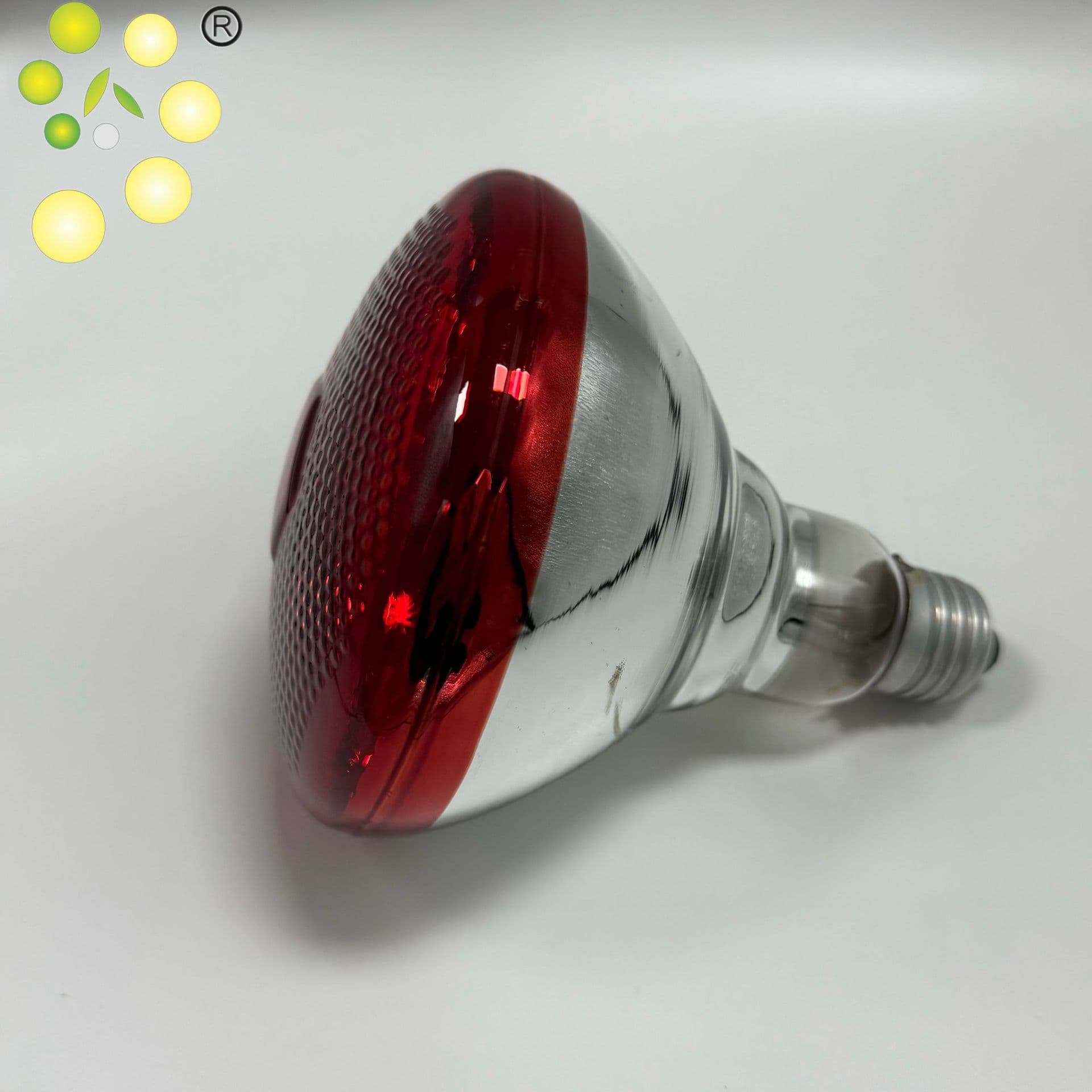Post-80s Era Specialized Farm Heat Lamp, Infrared Bulb Textured Red Coating 110V 175W Waterproof Explosion-proof