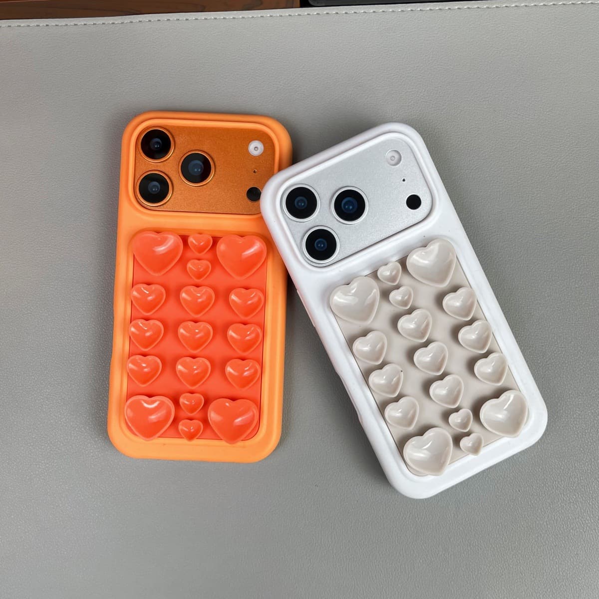 Heart-Shaped Suction Cup Silicone Phone Case, Large Hole, Compatible with 17PRO/iPhone17 Soft Case for Apple 17AIR, Hot-Selling for Export