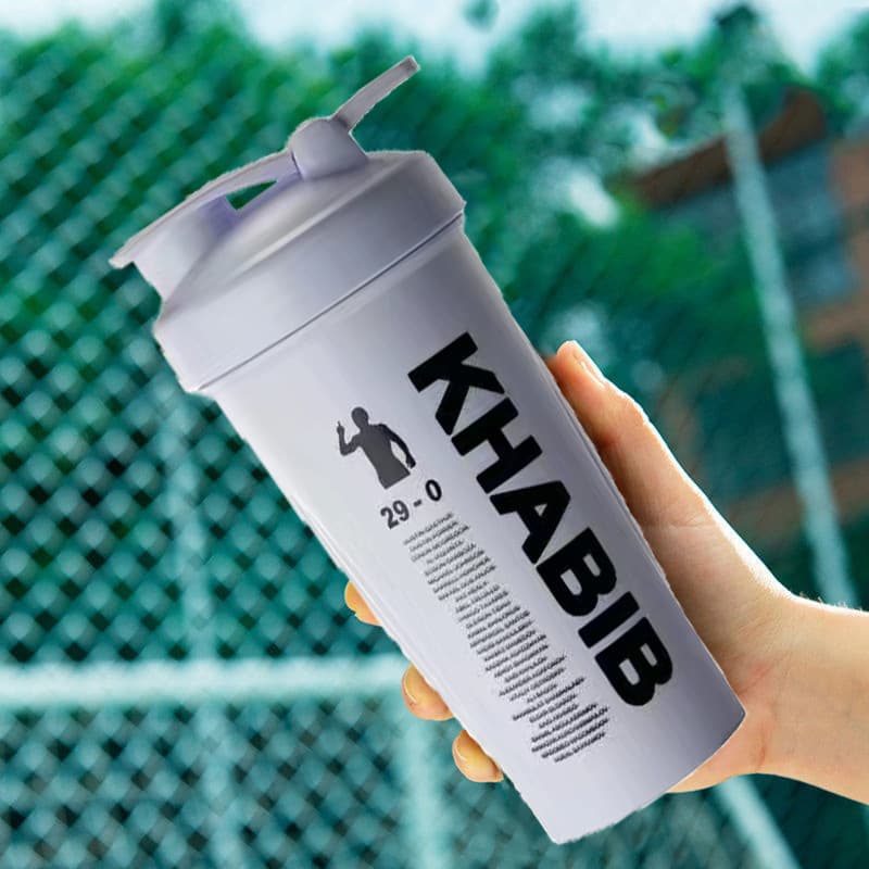 800ML Large Capacity Plastic Shaker Cup for Outdoor Sports Fitness Protein Powder Milkshake with Scale Summer New Style
