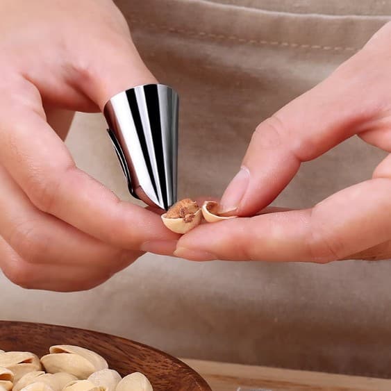 Nail-Friendly Picker Thumb Nail Cover for Vegetables, Shelling, Melon, Fruit, Beans, and Orange Peeling Tool