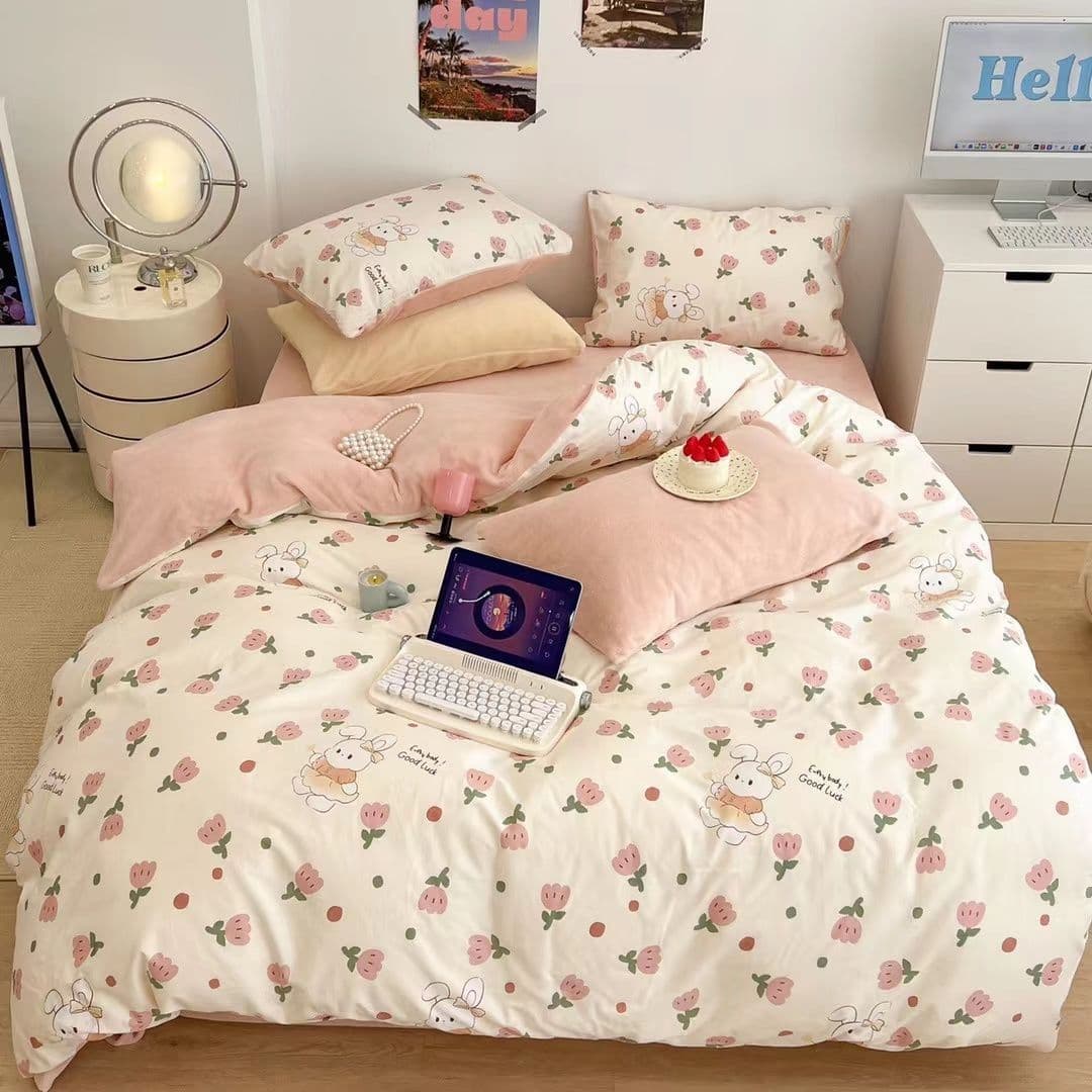 25 new tulip cotton plush three or four-piece set, side A pure cotton, side B milk fleece duvet cover, thickened autumn maiden winter student