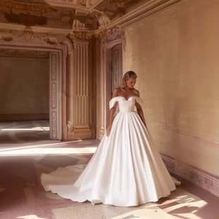 New Cross-Border Simple Satin Princess Dress with Train Wedding Dress One-Shoulder High-Waist Slimming Factory Direct One Piece Minimum