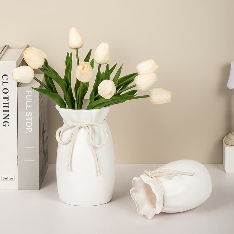 Hydroponic ceramic-look plastic vase, blow-molded one-piece desktop tulip artificial flower decorative vase