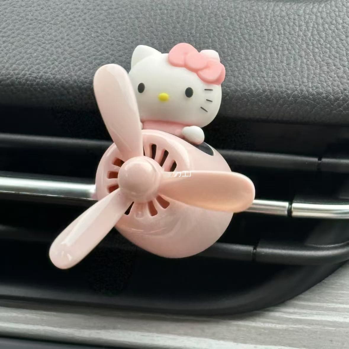 Hello Kitty Pilot Car Air Freshener, High-Quality Fragrance, Long-Lasting Scent, Car Air Vent Decoration
