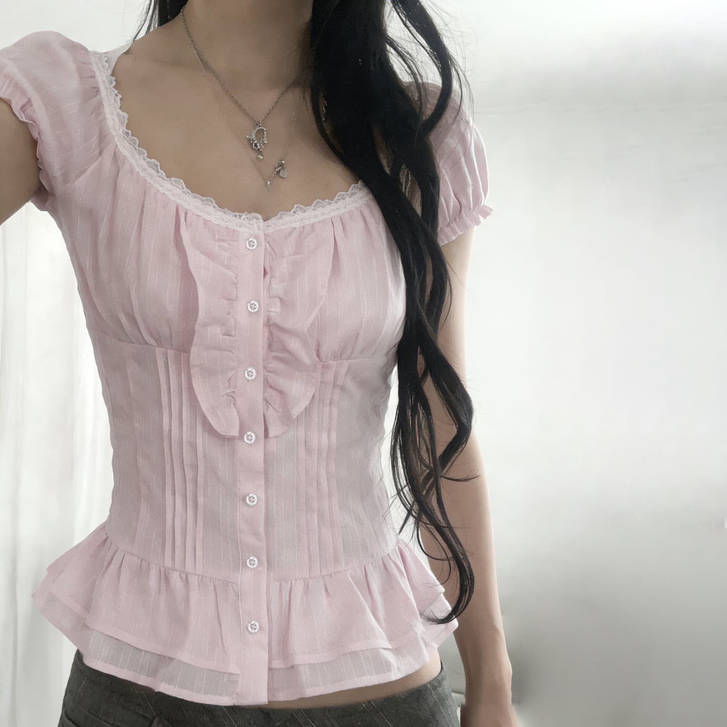 Amazon American Sweet and Spicy BM Style Women's Pink Lace Patchwork Button Bubble Sleeve Blouse Elegant Waist-Cinching Top