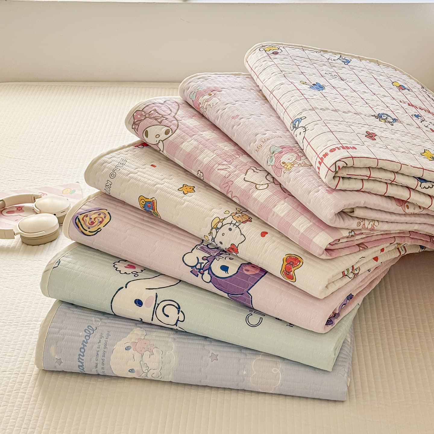2026 New Sanrio Cartoon 100% Cotton Bed Cover 3-Piece Set, Pure Cotton Multifunctional Fitted Sheet, Pillowcase, Bed Cover, Waterproof Pad