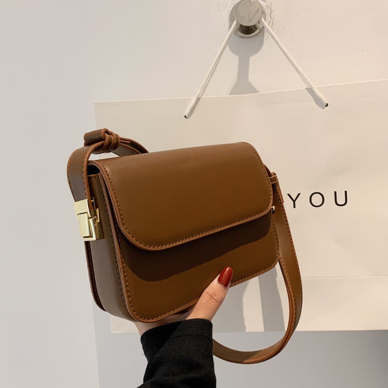 Simple and stylish small bag for women, trendy new square shoulder bag, versatile crossbody bag for cross-border