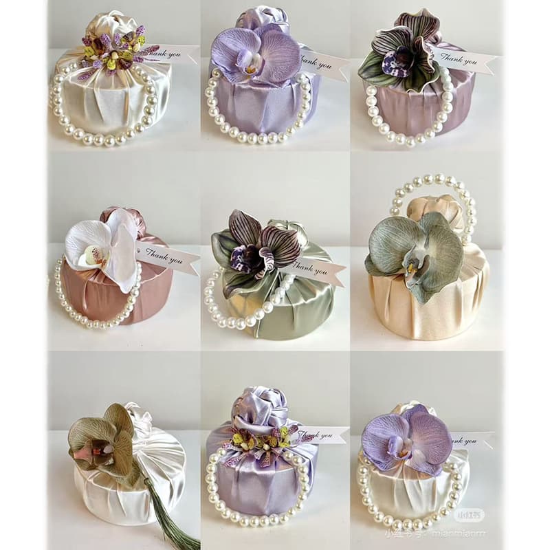 Best Man and Bridesmaid Gift High-Quality Silk Furoshiki Wrapping Cloth Unique Premium Wedding Candy Box Packaging Fabric