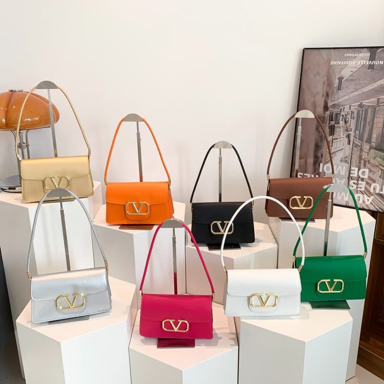Women's Vintage Underarm Bag 2025 New Bags Trendy Shoulder Bag Fashion Small Square Bag Textured Handbag Crossbody
