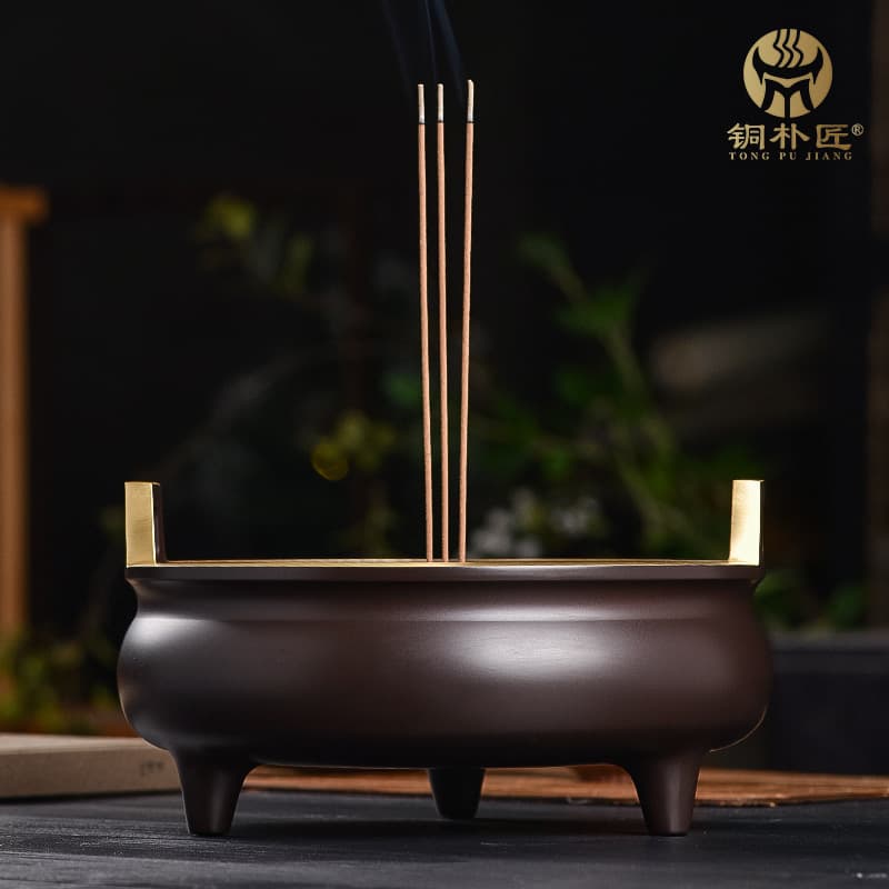 Pure Brass Xuande-style Incense Burner for Home Worship, Incense Stick Holder with Retro Tea Ceremony Design, Indoor Incense Burning