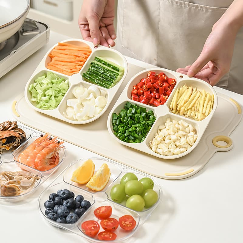 Home Channel's New Four-Compartment Seasoning Dish, Creative Hot Pot Base Plate, Popular for Home Kitchens and Hot Pot Portions