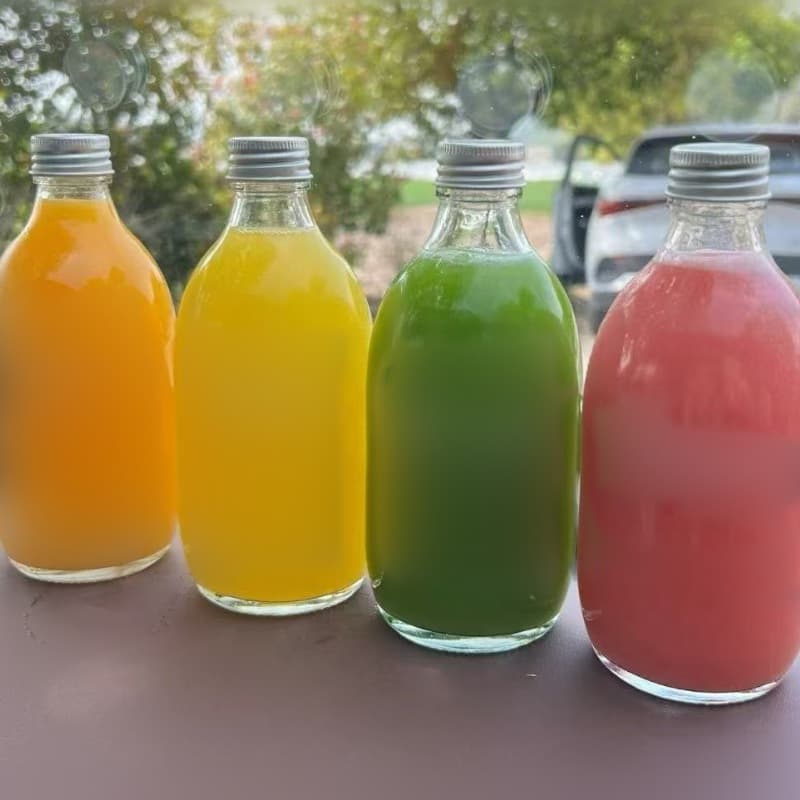 Cold brew coffee bottles, takeaway beverage coffee bottles with aluminum caps, small opening transparent round glass bottles, capacity 300ml/500ml