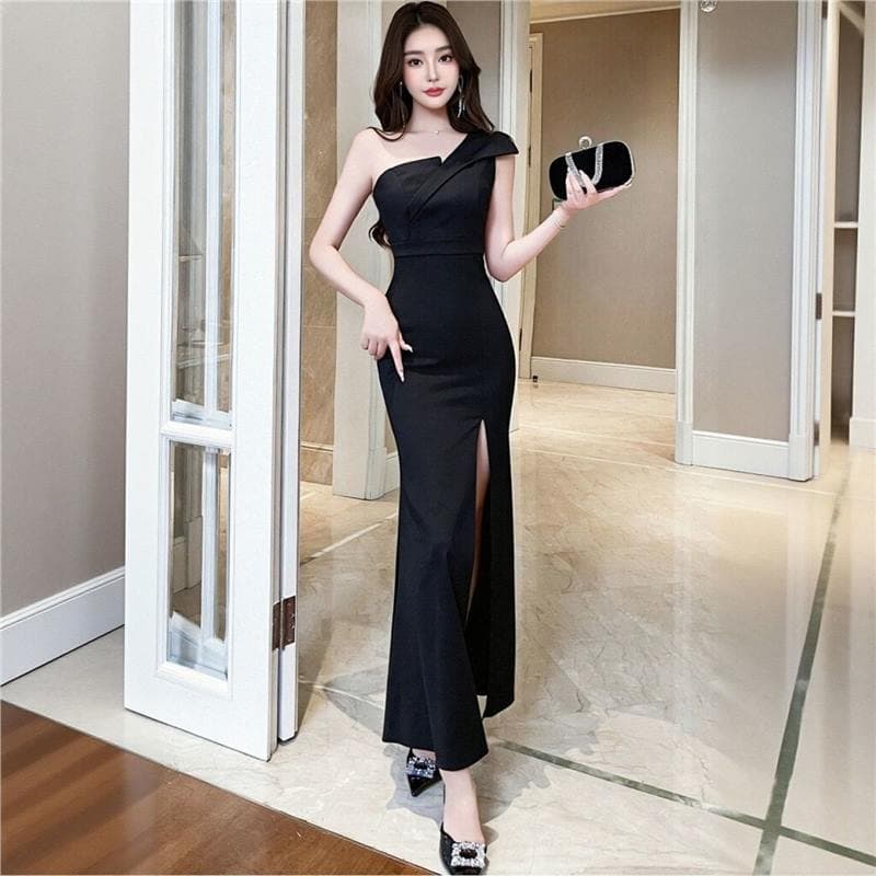 2026 New Black One-Shoulder Waist-Cinched Slit Fishtail Long Dress for Nightclub Evening Gown
