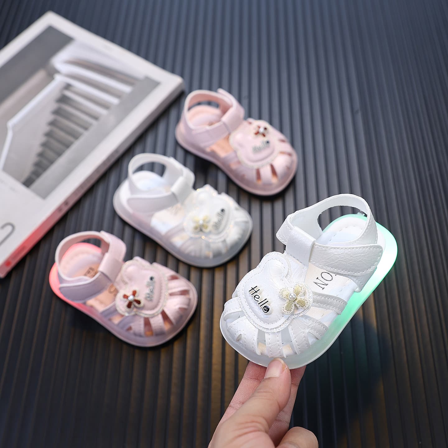 2026 Summer Baby Sandals 0-2 Years Toddler Walking Shoes Soft Sole Closed Toe Baby Girl Princess Shoes Fashion