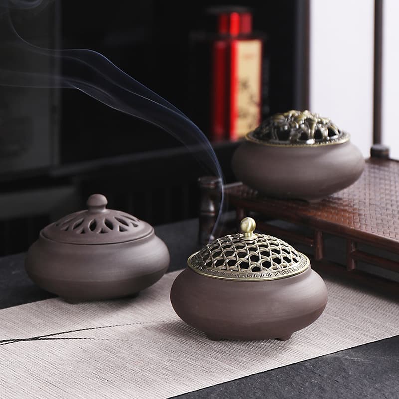 Three-legged sandalwood stove household disc incense purple sand aromatherapy stove Chinese tower incense line incense base ceramic indoor incense ornaments