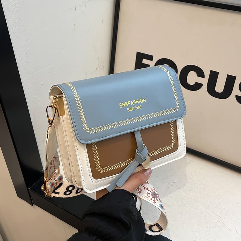 Trendy Small Bags for Women 2025 New Korean Style Versatile Contrast Color Shoulder Crossbody Bag Fashionable Textured Small Square Bag