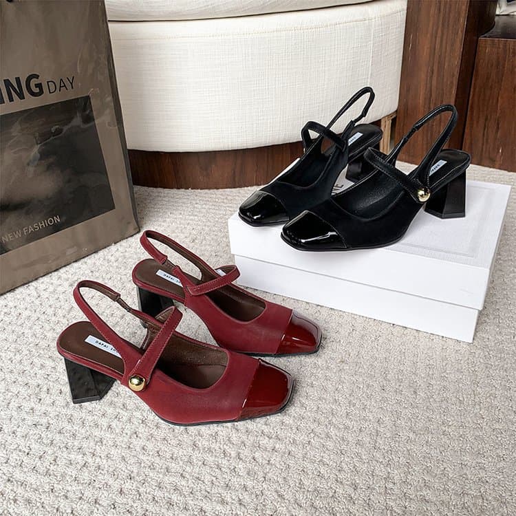 Burgundy and black square-toe chunky heeled high heels, new spring 2025 style, fashionable and versatile women's shoes.