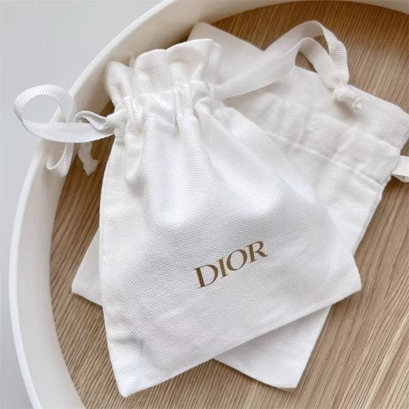 Source factory for cloth bags, luxury brand boutique canvas bags, off-white drawstring closure, storage bag with lipstick/makeup bag