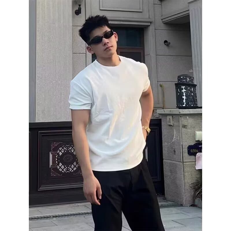Men's Muscle-Fit Athletic Base Layer T-Shirt with Fitted Cuffs and Small Neckline, Gym Casual Straight-Shoulder Versatile Top