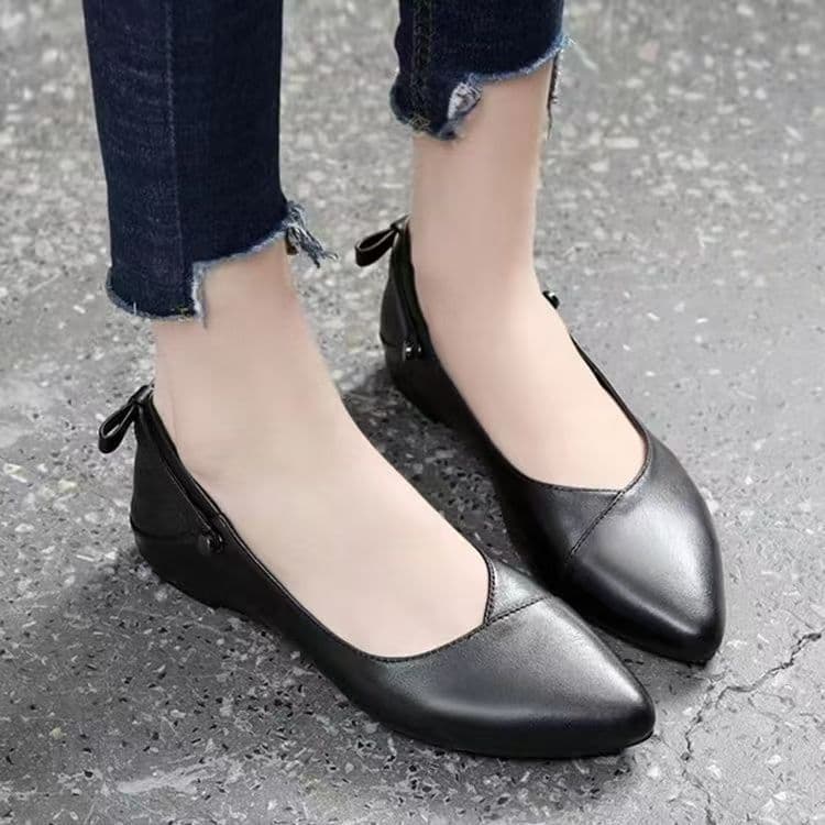 Real soft leather soft sole spring and summer single shoes and flat shoes 2023 new summer women's shoes versatile shallow mouth pointed toe small leather shoes
