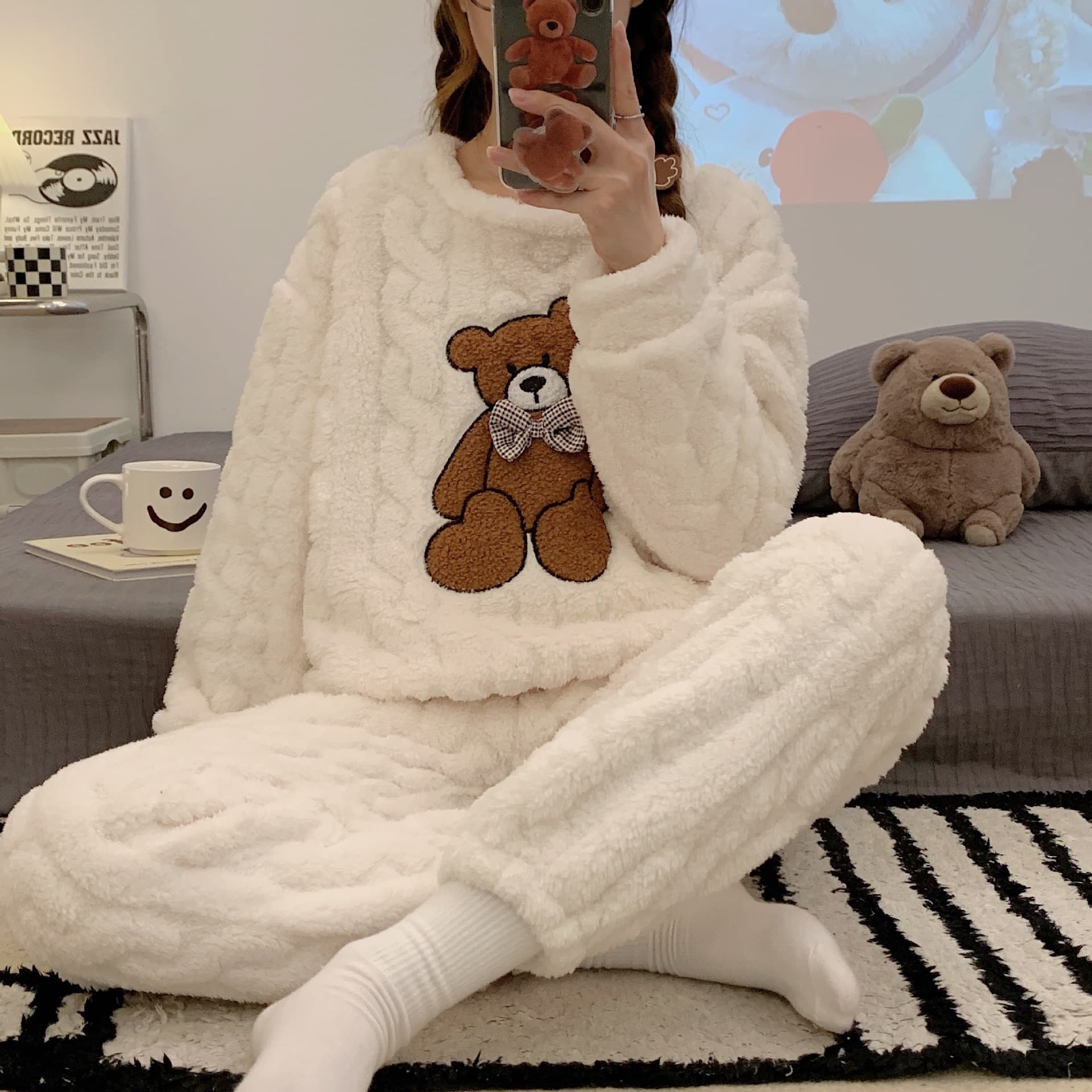 Women's Long Plush Fleece Sleepwear Autumn Winter Thickened Wear-Out Flannel Sweet Homewear Set Non-Shedding