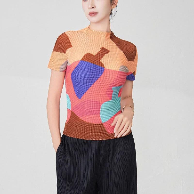 Miyake Women's Official Same-Style Short-Sleeve T-Shirt for Summer, Designer Niche High-Quality Printed Pleated Top for Women