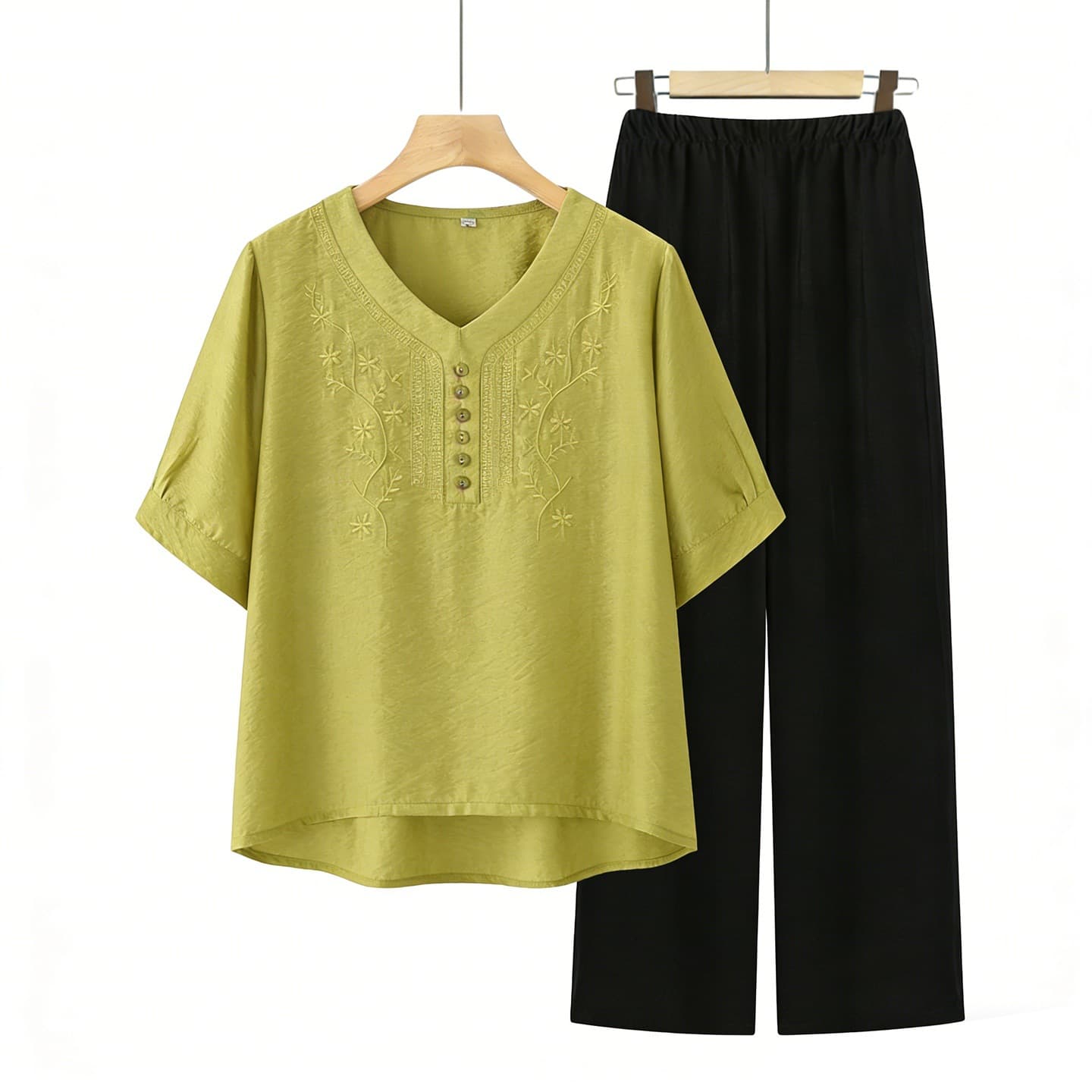 Mom's Summer Stylish T-Shirt and Pants Set, Chinese-Style Middle-Aged and Elderly Women's Plus Size Loose Fit New Chinese Women's Clothing