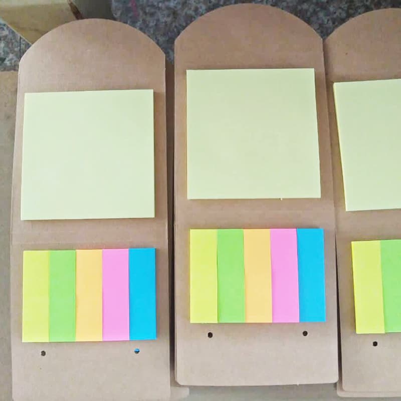Factory direct supply of kraft paper smiley face combination sticky notes students N times stickers can be printed LOGO self-adhesive