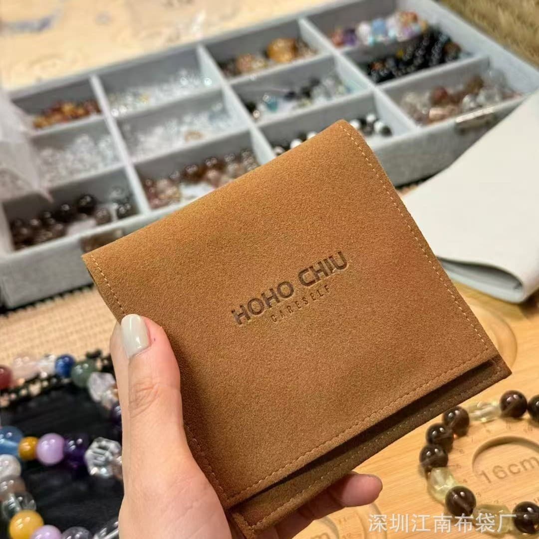 Customized multi-color and multi-style snap bags, flap bags, jewelry bags, bracelets, necklaces, rings, gift bags, packaging bags