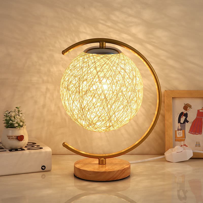 Small table lamp bedside lamp bedroom girl wedding night light bride dowry decoration evergreen lamp foreign trade factory supply chain