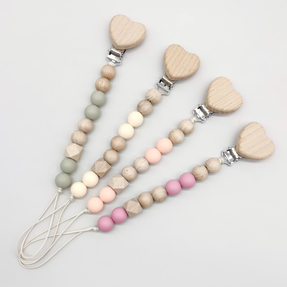 Cross-border Baby Pacifier Clip, Heart-shaped Beech Wood Clip, Baby Creative Silicone Teether, Anti-Drop Chain