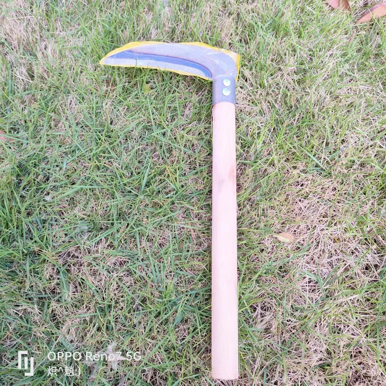 Wooden Handle Sickle Farm Tool for Grass and Wheat Harvesting Small Wooden Sickle Two Dollar Store