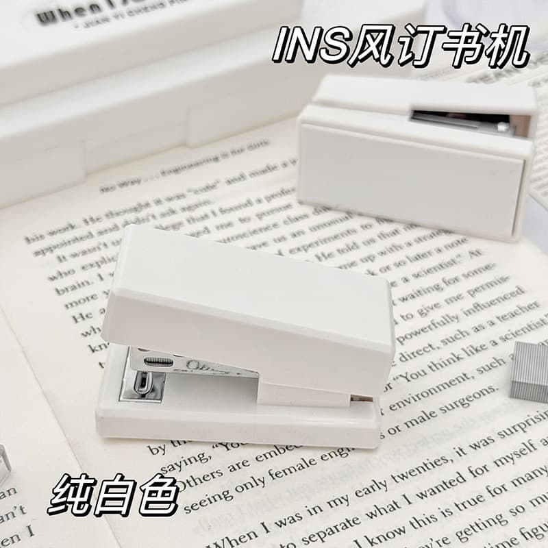 Creative Mini Simple Transparent Stapler Small Portable Student Stapler Wholesale Office Supplies Stationery Set
