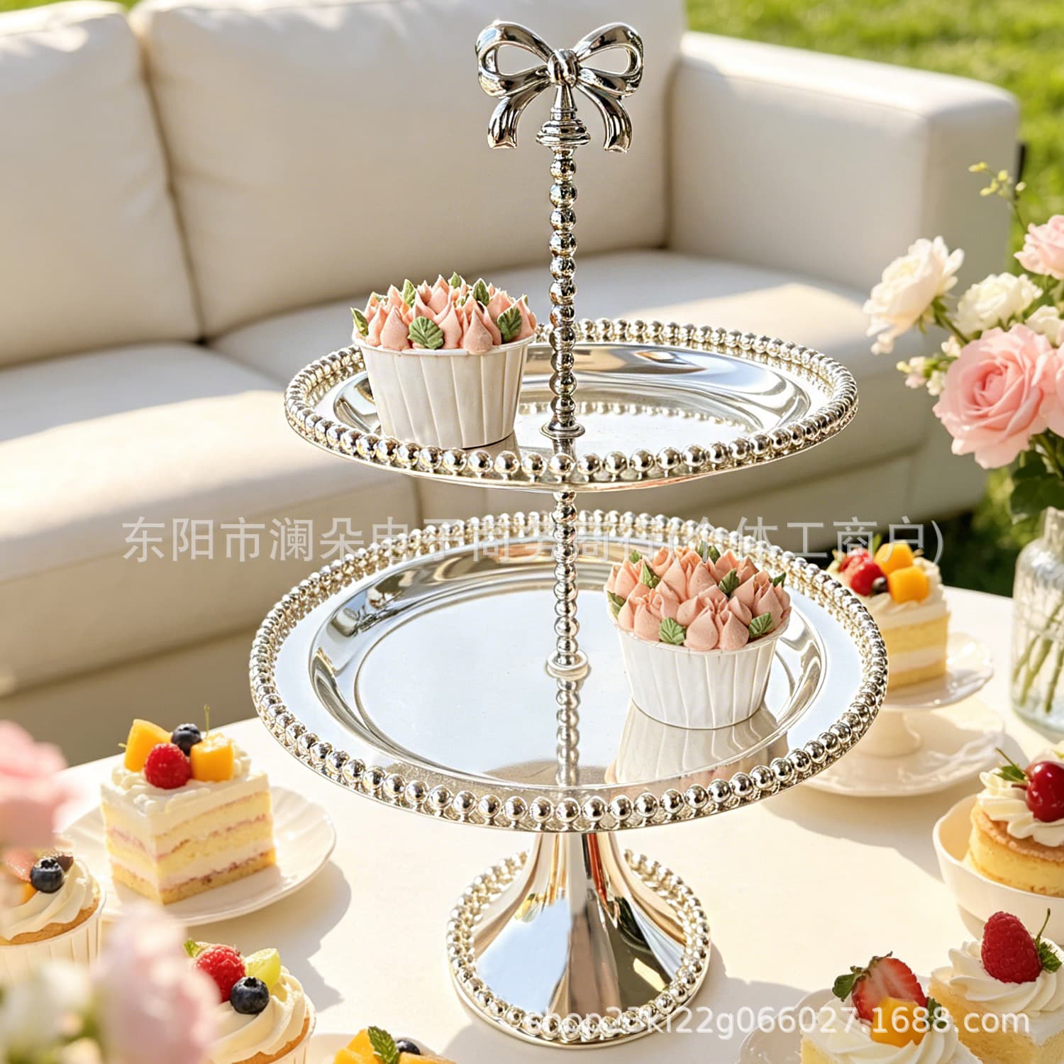 European-style multi-layer dessert display stand, wrought iron wedding decoration, high-end birthday cake fruit snack tray