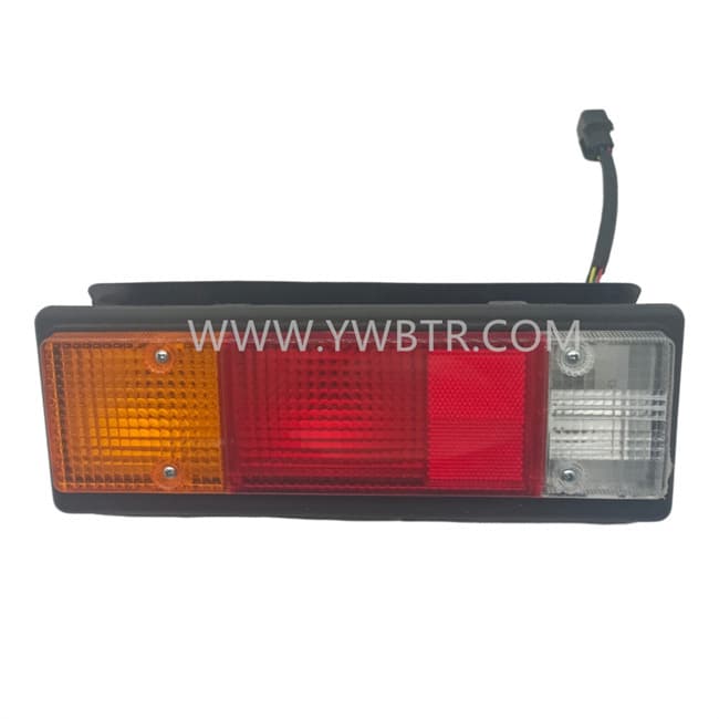 Narrow Tail Light with Bracket, Auto Parts CANTER 2005, Compatible with MC856556