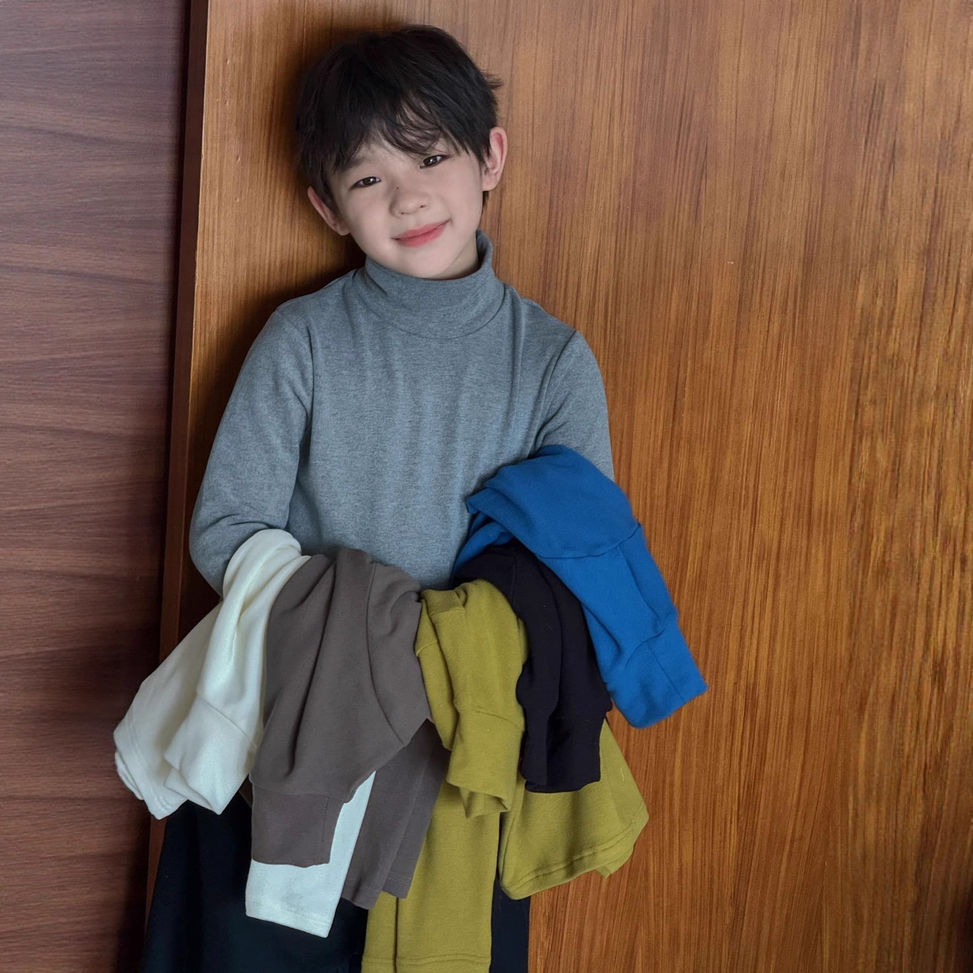 Lanyu 25 autumn and winter Korean children's clothing for small and medium-sized boys and girls fleece elastic solid color turtleneck with soft bottoming shirt