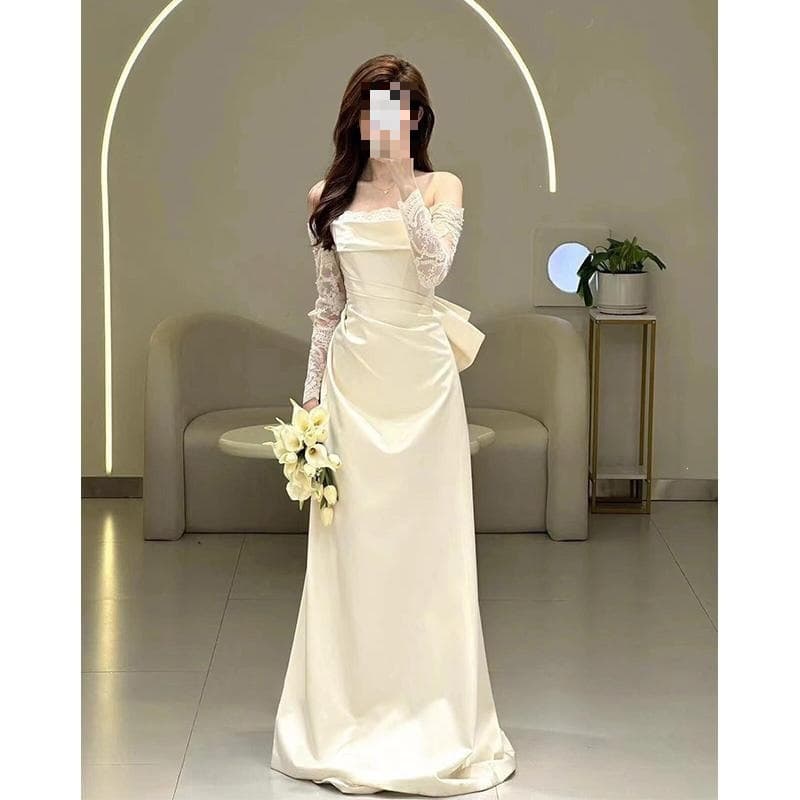 White Light Wedding Dress Bride Fairy One-Shoulder Reception Outing Gown French Satin Slit Engagement Dress