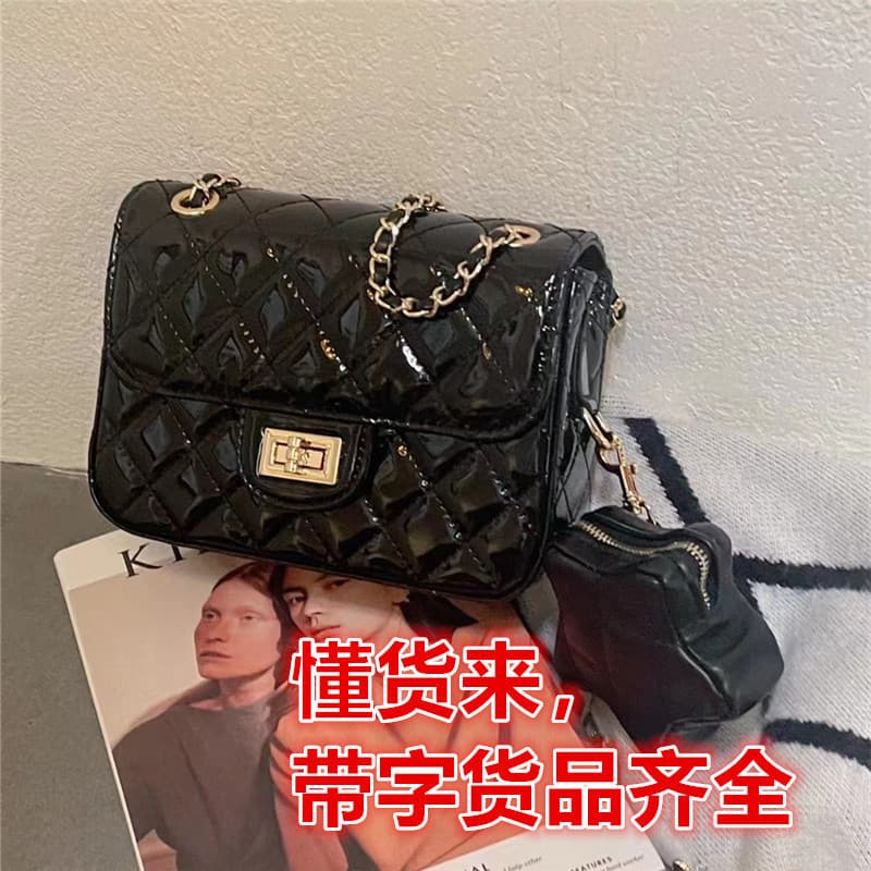 24c early spring small fragrance style patent leather star backpack for women 2024 new small backpack grid chain small school bag