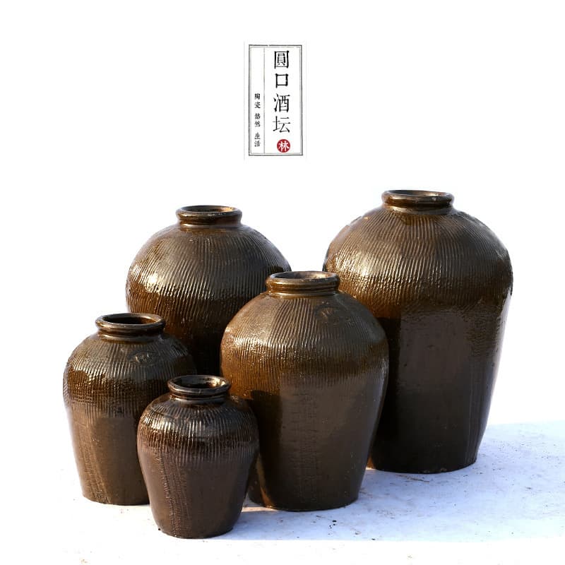 Yellow glazed earthenware wine jar Yellow wine jar ceramic old-fashioned wine jar 5 jins 10 jins 20 jins 30 jins 50 jins wine jar for home use