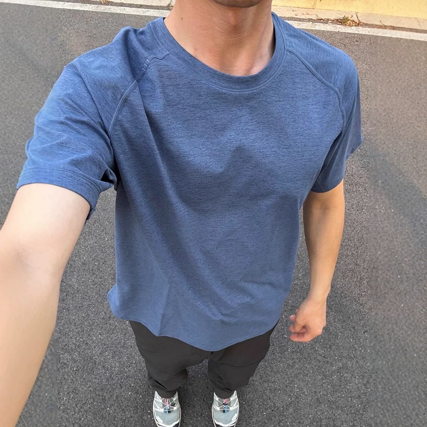 Quick-Dry Short Sleeve T-Shirt Sports Top New Raglan Sleeve with Underarm Breathable Holes Outdoor Fitness Solid Color Top for Men and Women