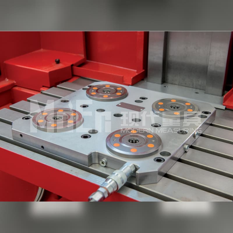 Zero-point positioning system matching base plate base MC workbench, accuracy 0.02mm per 300mm, thickened load-bearing work surface.