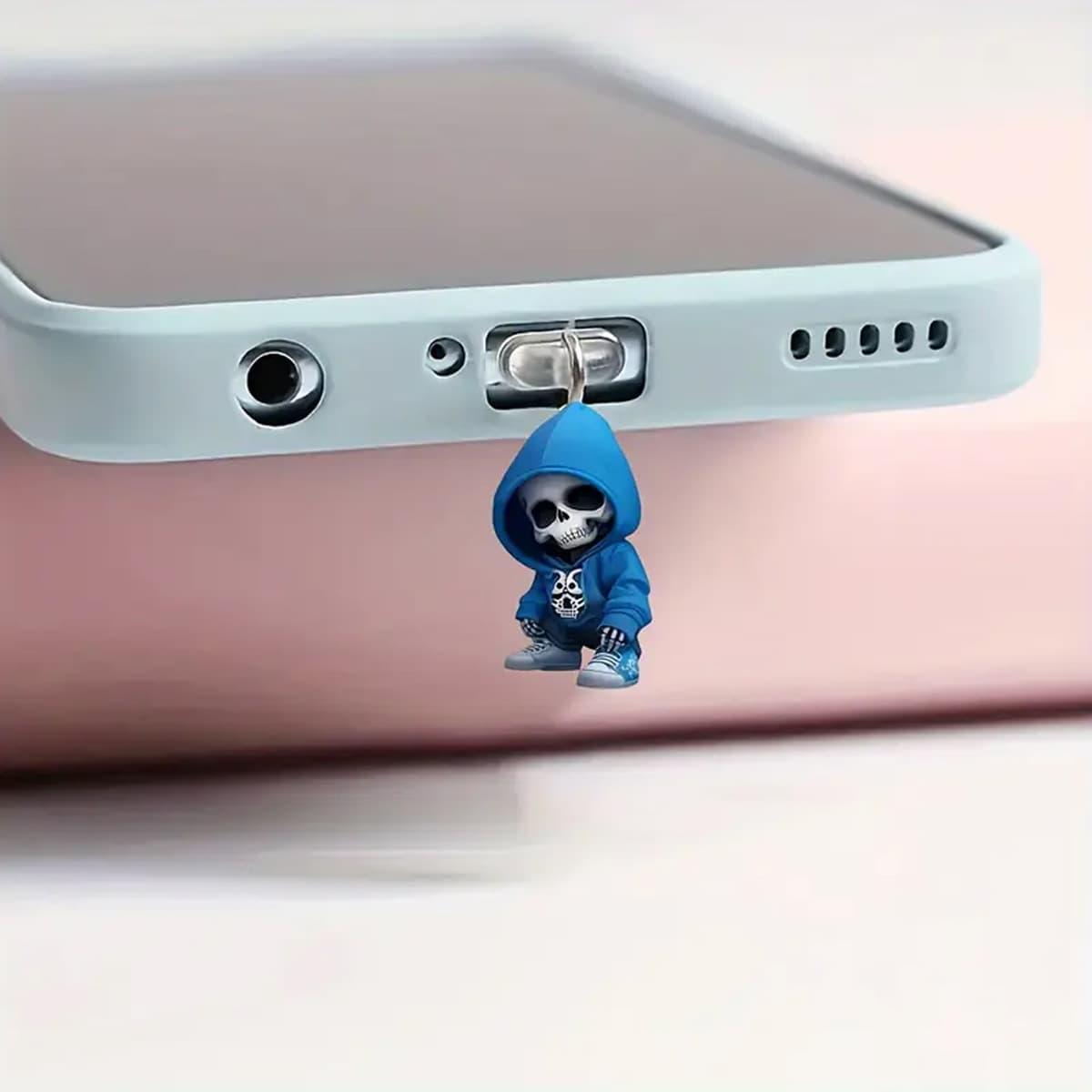 Suitable for Apple iPhone charging port and Type-C interface, hoodie skull acrylic pendant phone dust plug