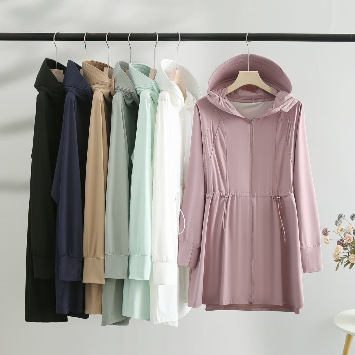 Plus Size Sun Protection Jacket for Women 2026 Summer New Mid-Length Waist-Tied Drawstring Breathable Hooded Coat Style 5526